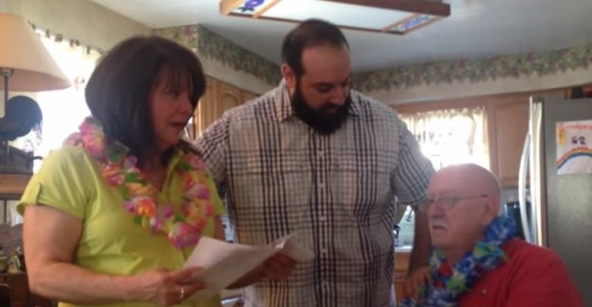 Roditeljima dao savršen dar za 50. godišnjicu braka, a oni nisu mogli prestati plakati