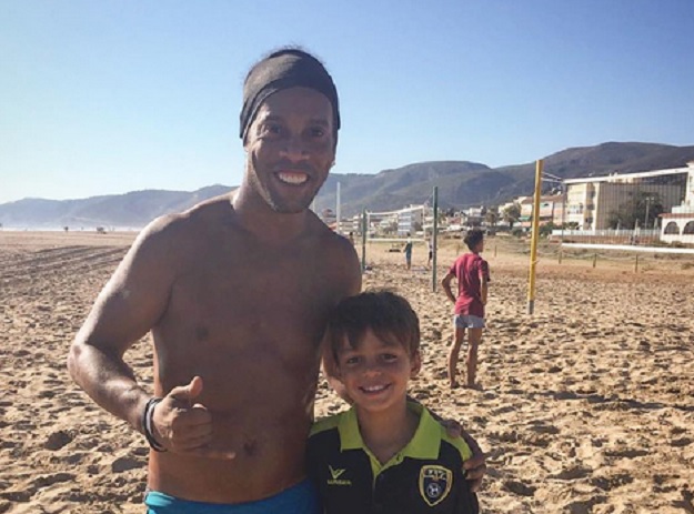 FOTO Ronaldinho je nasamario Barcelonu već prvog radnog dana