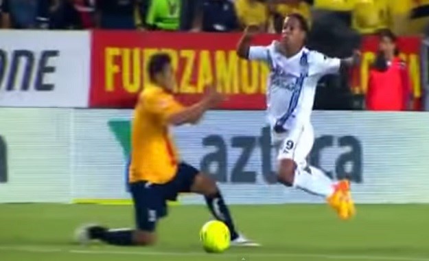 Video dana: Ronaldinho se osramotio