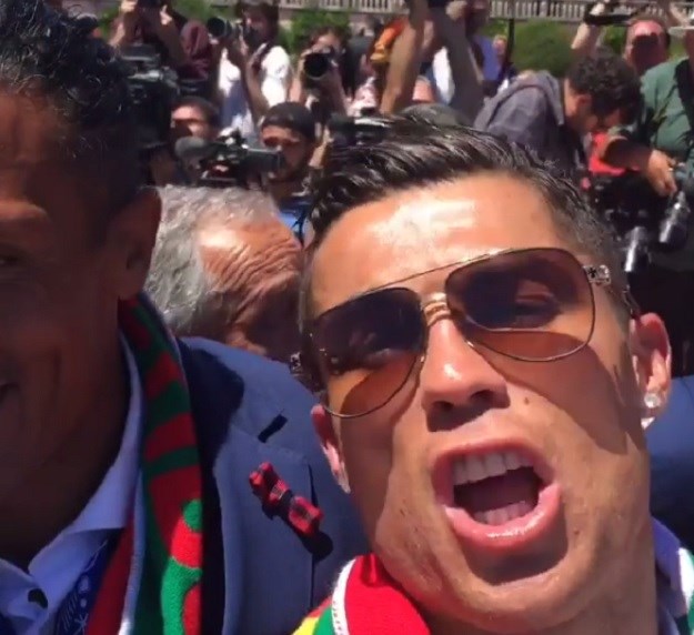 VIDEO Cristiano Ronaldo snimao ludnicu na ulicama Lisabona