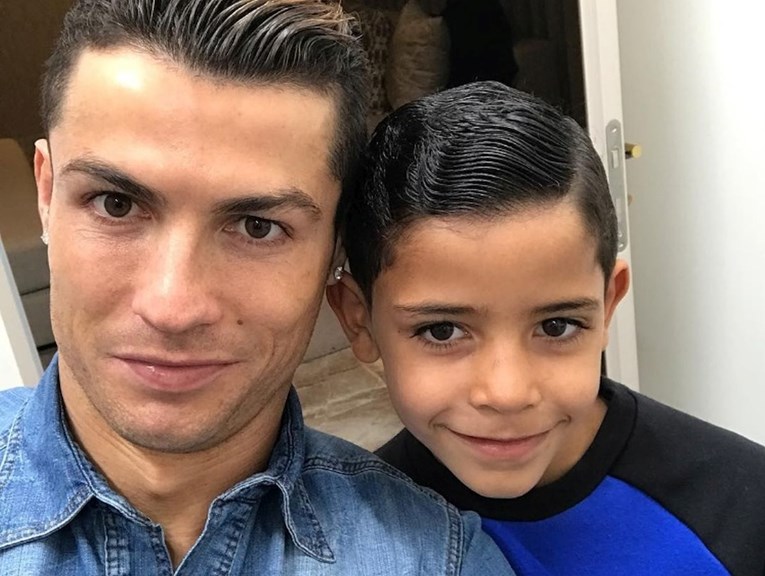 Otkrivena cifra: Cristiano Ronaldo surogat majci za blizance plaća sumanutu cijenu