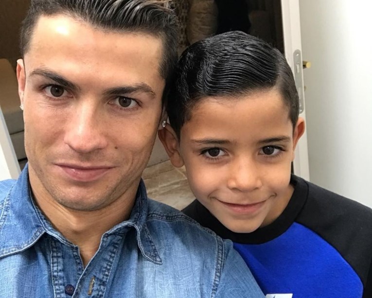 Cristiano Ronaldo navodno je postao otac blizanaca i dao im imena koja nose brojni Hrvati