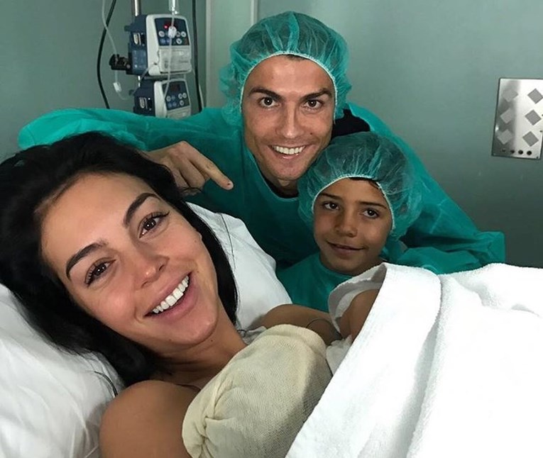 Ronaldo četvrti put postao otac, evo koja je dva imena dao kćeri