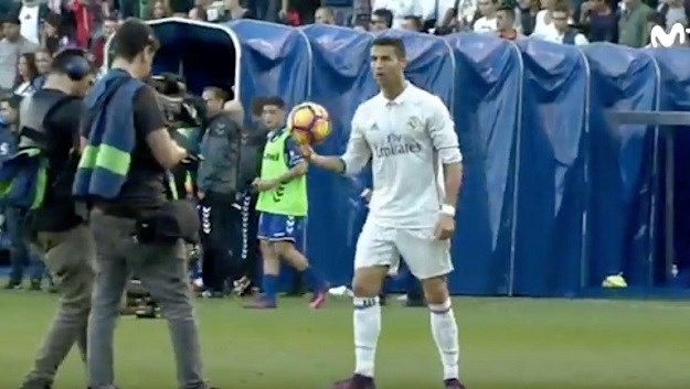 Ronaldo pokazao da nije (samo) egomanijak: Evo što je napravio s loptom kojom je zabio hat-trick