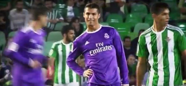VIDEO Cristiano Ronaldo konačno zabio pa provocirao golmana Betisa