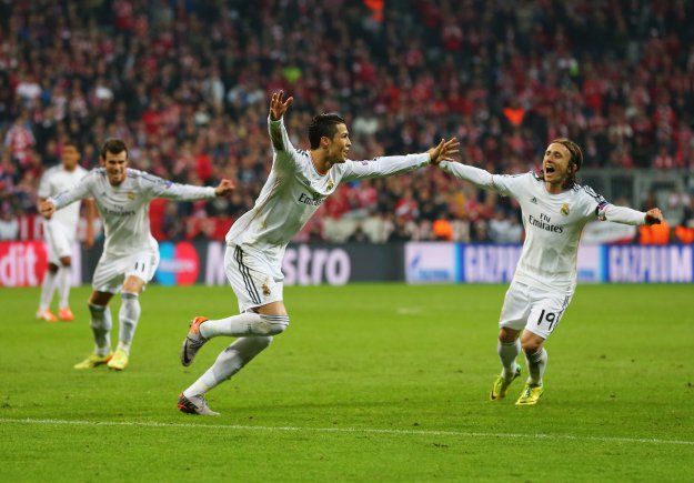 Novinari izabrali: Ronaldo najbolji nogometaš svijeta, Modrić je među 20, a Messi nije ni u TOP 3