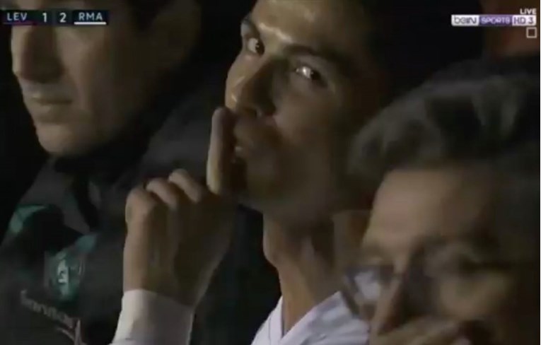 Ronaldo poludio nakon što je zamijenjen