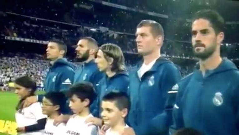 Ronaldo je opet u transu pjevao himnu Lige prvaka i oduševio navijače