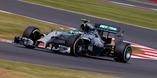Rosberg u Španjolskoj slavio prvi put u sezoni ispred Hamiltona i Vettela