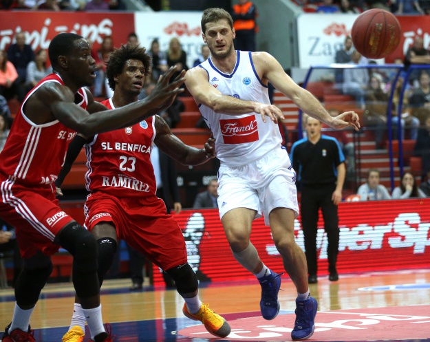 Cibona pobijedila Benficu i izborila drugi krug Europa Cupa