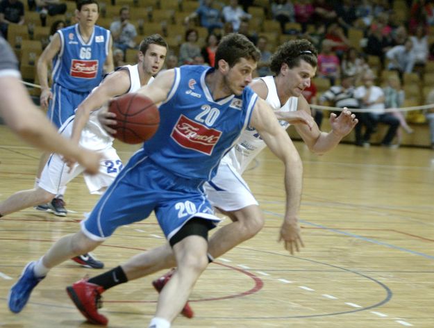 Cibona slavljem u Rijeci prekinula niz od tri poraza