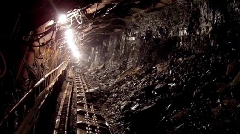 Devet radnika poginulo u požaru u ruskom rudniku