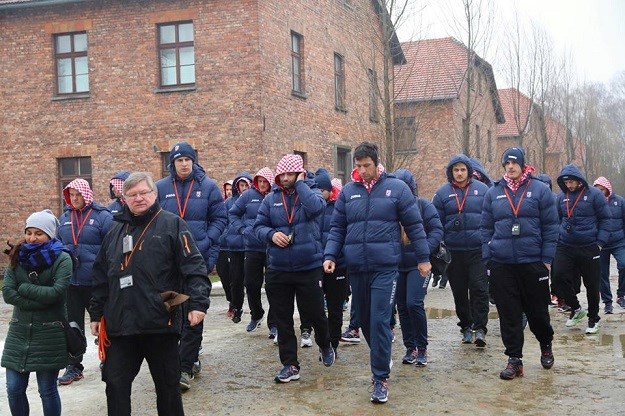 Hrvatski rukometaši posjetili Auschwitz