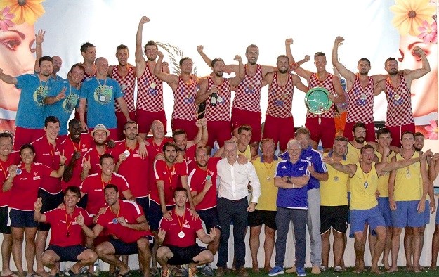Dominacija se nastavlja: Hrvatski rukometaši na pijesku obranili naslov prvaka Europe!