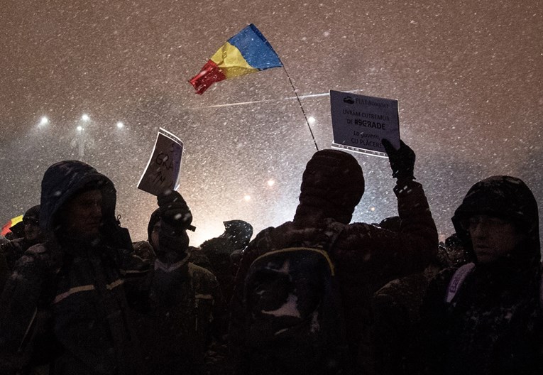 Deseci tisuća Rumunja opet se na ulicama bore protiv korupcije, a gdje su Hrvati?