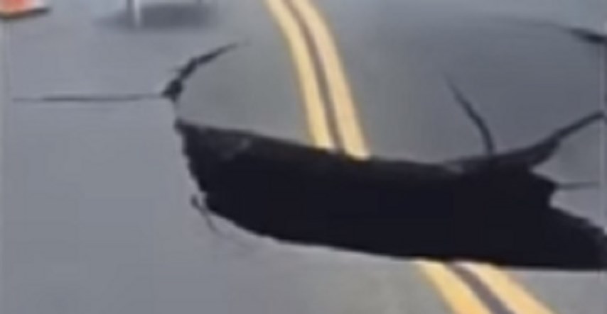 VIDEO Kalifornijska policija snimila trenutak kada se nasred ceste stvorila golema rupa
