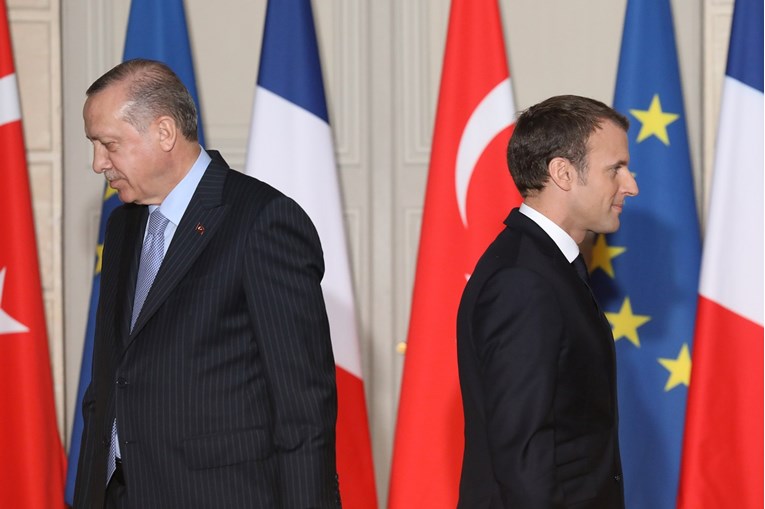Macron upozorio Tursku: Ne smije doći do invazije na Siriju