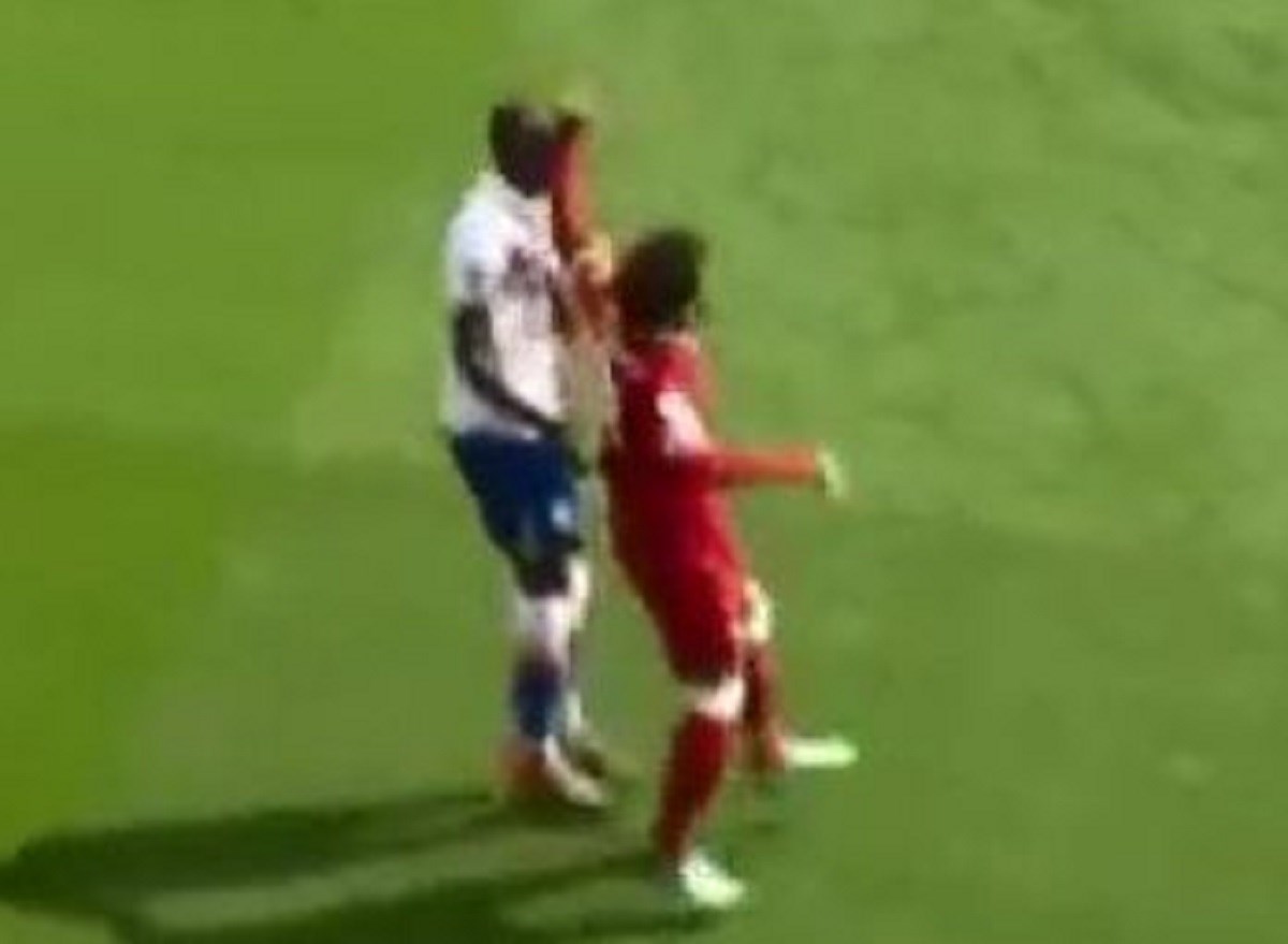 MESSI UZIMA ZLATNU KOPAČKU SALAHU Zabio je više, a Mohamedu zbog ovoga prijeti suspenzija