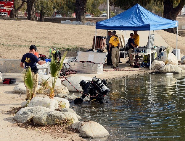 Istraga pucnjave u San Bernardinu: Ronioci pretražuju obližnje jezero