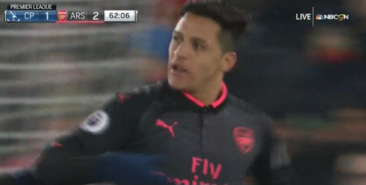 JEDVA ČEKAJU DA ODE Pogledajte kako suigrači "slave" važan gol Arsenalove najveće zvijezde