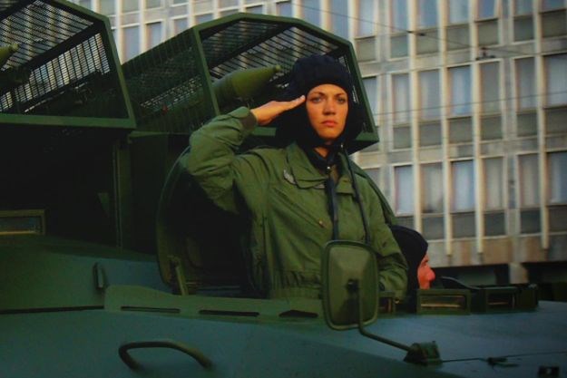 Imamo tužnu vijest za sve muškarce koji su se zaljubili u vojnikinju na drugom oklopnjaku