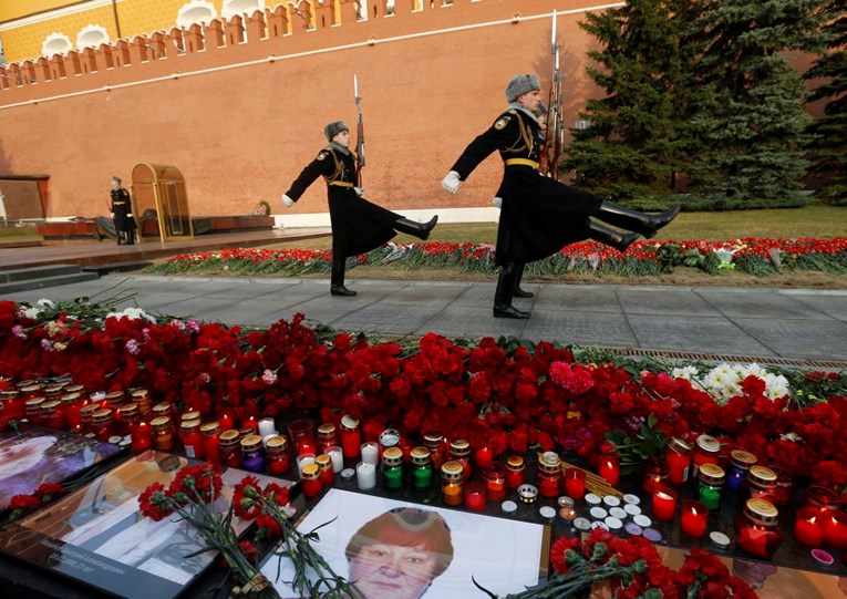Broj žrtava atentata na Sankt Peterburg narastao na 14, od ozljeda umro još jedan muškarac