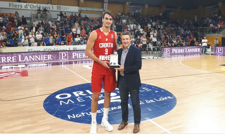 HRVATSKA SRUŠILA FRANCUSKU Šarić i Bogdanović najbolji u prvoj provjeri za Eurobasket