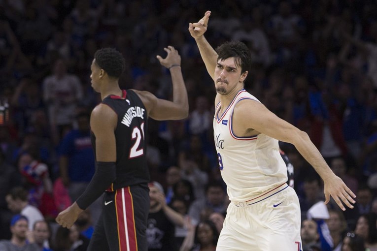 POČEO NBA PLAY-OFF Šarić odličan u pobjedi Sixersa protiv Heata