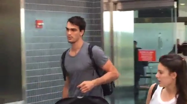VIDEO Dario Šarić sletio u SAD, uskoro potpisuje za Philadelphiju: "Ispunio sam obećanje"