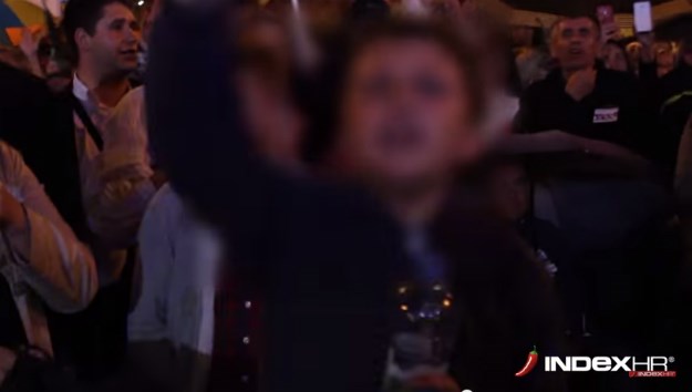 VIDEO Pogledajte kako Glogoški poziva na državni udar, a mala djeca pjevaju Čavoglave