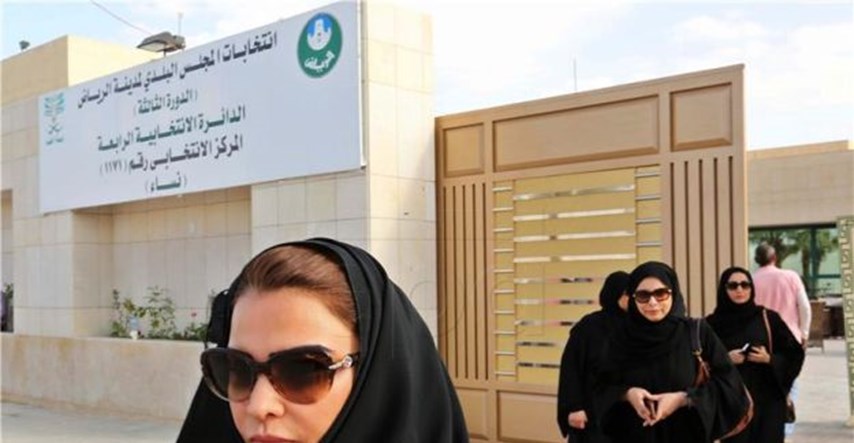 Prvi put u povijesti: Tri Saudijke pobijedile na mjesnim izborima