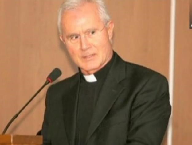 Bivši vatikanski svećenik optužen za krijumčarenje novca oslobođen krivnje