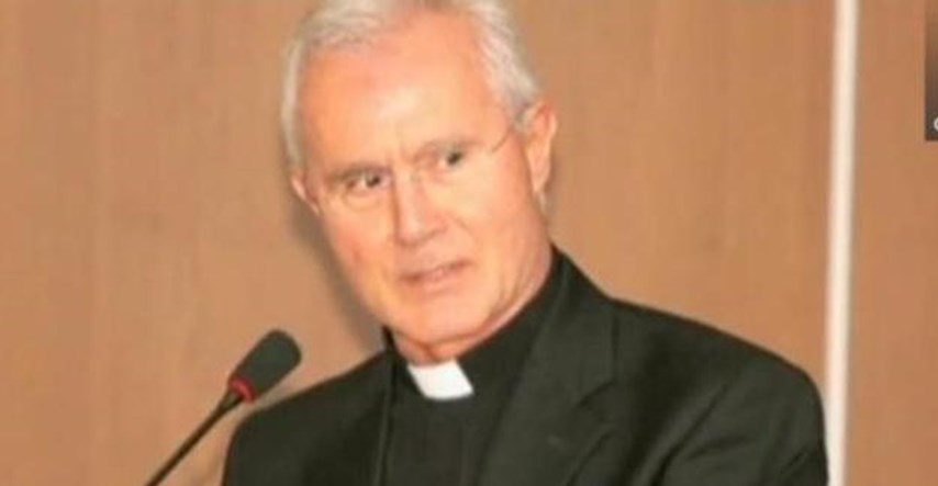 Bivši vatikanski svećenik optužen za krijumčarenje novca oslobođen krivnje