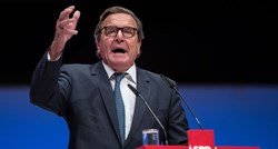 Zbog veza s Rusima njemački SPD se odriče bivšeg kancelara Schrödera