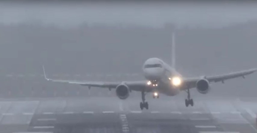 U Njemačkoj avioni jedva slijetali zbog orkanskog vjetra, pogledajte snimku