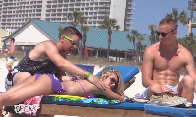 Poveselili se seksu sa zgodnom curom, a onda ih prenerazilo što ima u gaćama