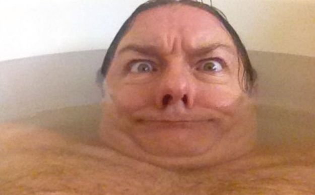 Ispadate grozno na selfiejima? Uplatite tečaj