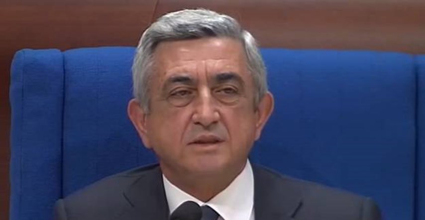 Armenci smanjili predsjedničke ovlasti, glasali za parlamentarnu republiku