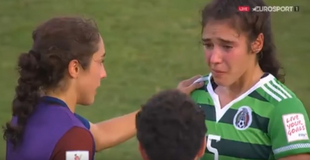 VIDEO Jedna sestra igra za SAD, druga za Meksiko, a evo kako su dirnule svijet