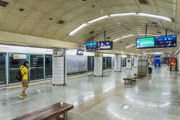 U Seulu se urušio tunel metroa u izgradnji, četvorica mrtvih