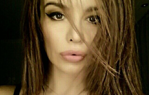 Severina nabacila opako seksi pozu, a bubnjar uživa u pogledu