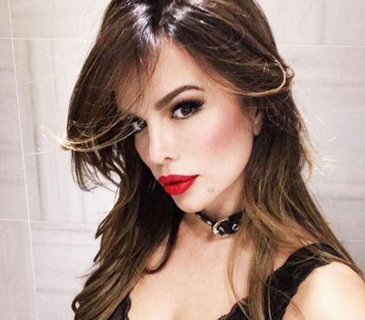 FOTO Seve mrežastim čarapama i dekolteom opet zavodi Instagram