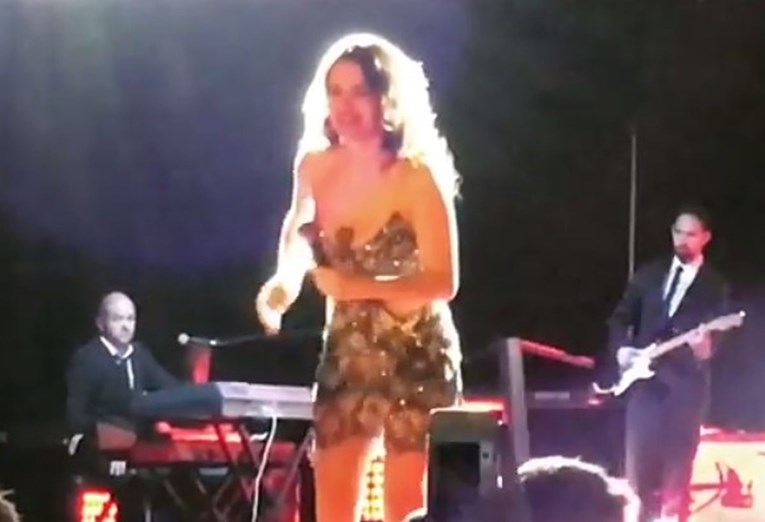 VIDEO Severina u seksi haljinici zapalila Chicago, pogledajte kako je bilo na koncertu