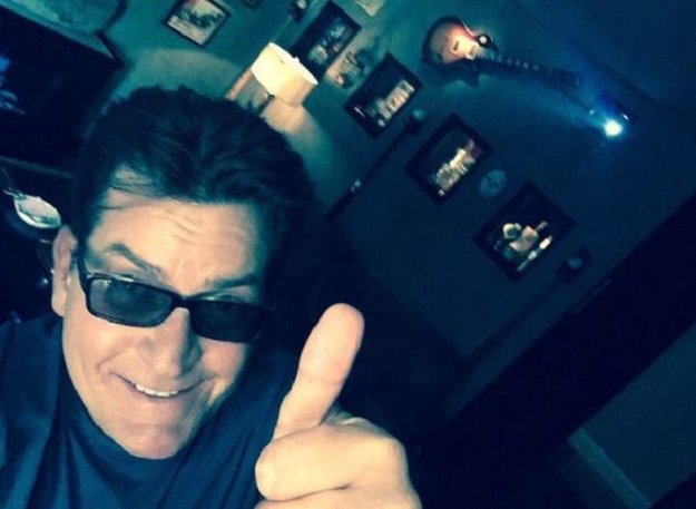 Više ne pobjeđuje? Charlie Sheen u sudskim i novčanim problemima