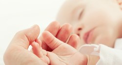Beba neprestano doji: Kada se zabrinuti?