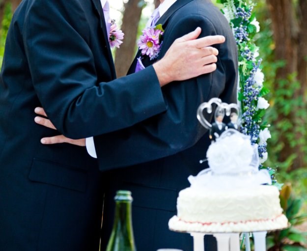 Francuska protestantska crkva odobrila istospolna vjenčanja: "Sinoda odlučila učiniti korak naprijed"