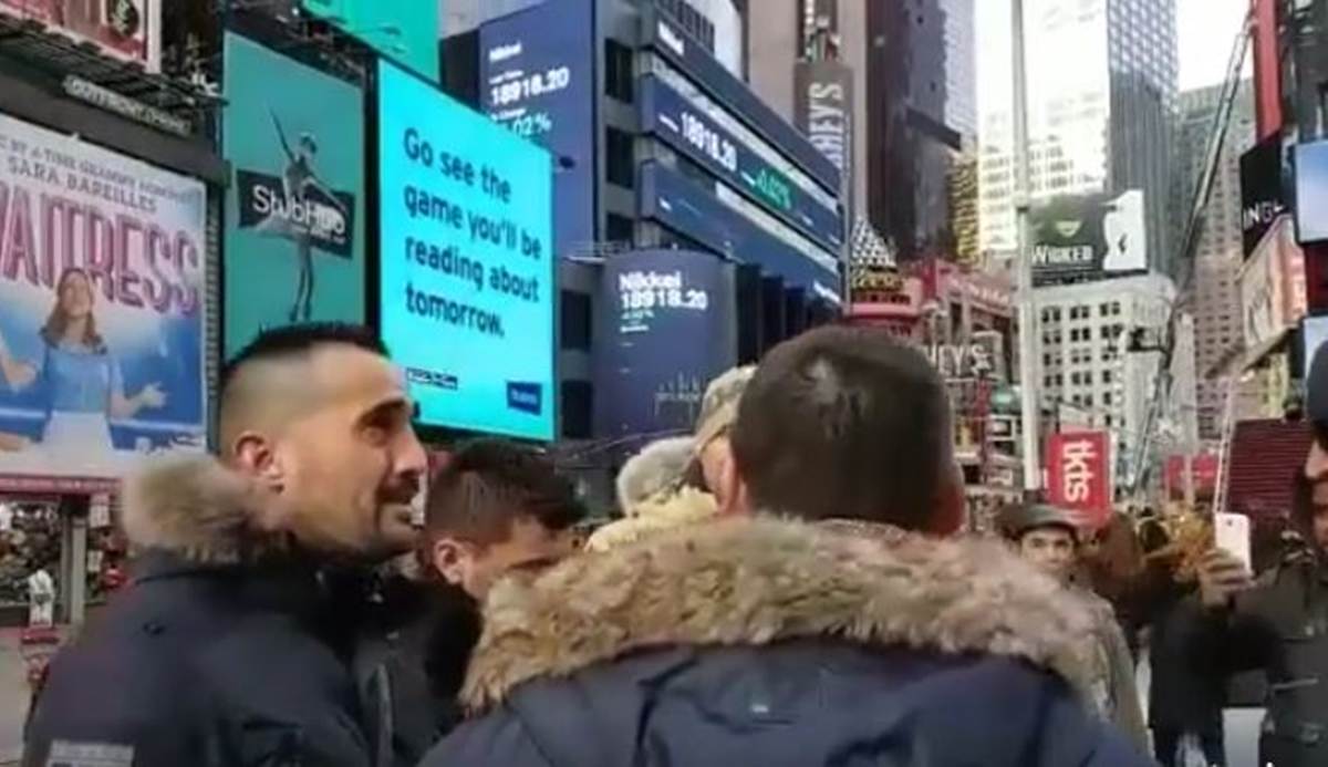 VIDEO Šibenska klapa zapjevala usred New Yorka i oduševila Amerikance