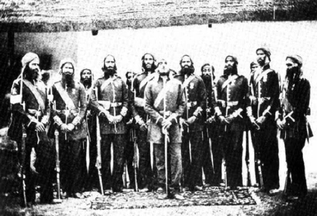 NAJVEĆA BITKA DO SMRTI U POVIJESTI Bila je 1897., 21 vojnik ustao je protiv njih 10.000