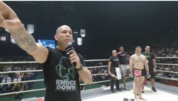 SHOW NAKON BORBE Mirko izazvao Wanderleija Silvu i dovukao ga u ring!