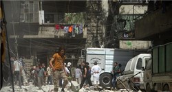 Novi napad kemijskim oružjem u Siriji: Iz helikoptera bacali bačve pune plina